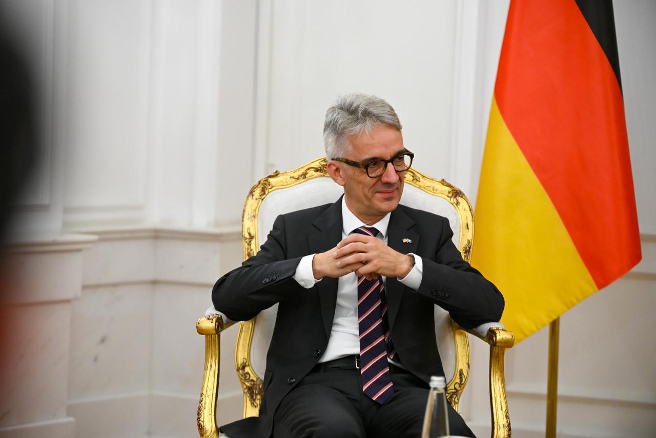 Zgjedhjet në Kosovë  ambasadori gjerman  Procesi po zhvillohet qetë dhe pa probleme  presim me interes rezultatet