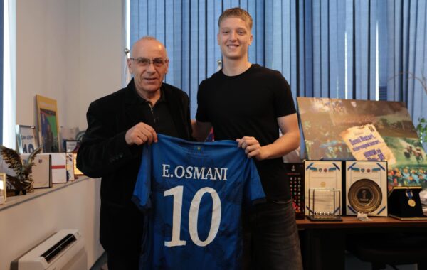 Talenti i Bayern Munichut Erblin Osmani