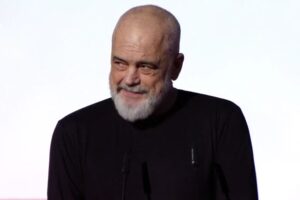gati të flas
