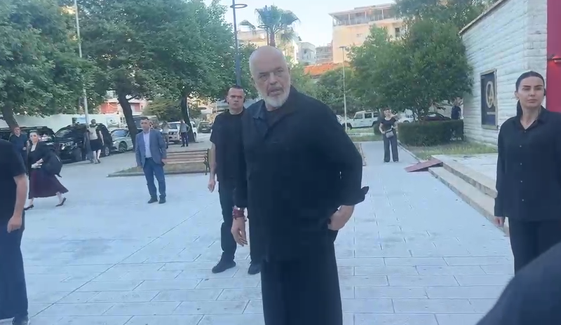  Punët vazhdojnë përpara    Rama gazetarit italian  Unë i gjunjëzohem vetëm Melonit  VIDEO 