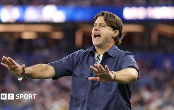 Pochettino dhe mesfusha e lëvizshme që