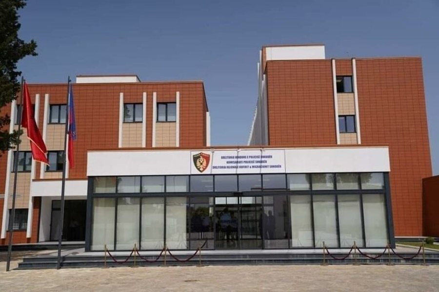 EMRAT  Zbulohet plantacion me kanabis në Velipojë  pezullohen kryekomisari  nënkomisari dhe një inspektor