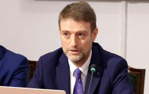 Udhëtimi evropian i Shqipërisë po