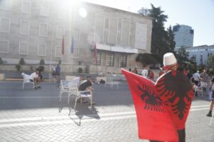 natën para Kryeministrisë