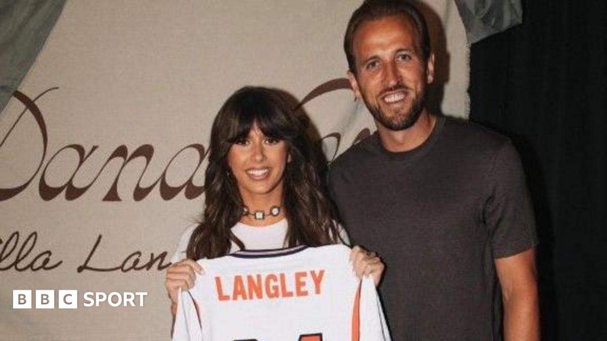 Harry Kane dhe Dan Burn ndoqën koncertin e Ella Langley  por u larguan për shkak të orës së kthimit