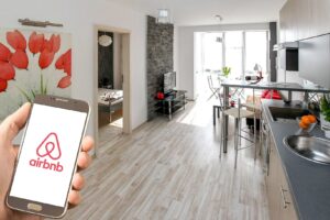 Francezët kryesojnë Airbnb