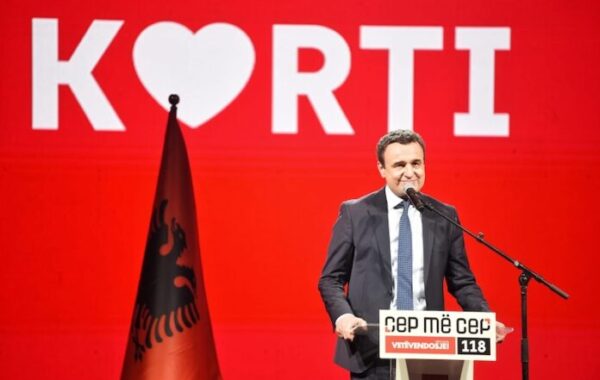 nga Kosova