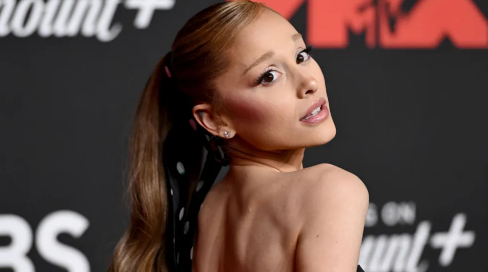  Mos e përdorni muzikën time   Ariana Grande përplaset publikisht me Shtëpinë e Bardhë