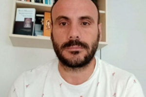 mbështetësit e Lëvizjes Vetëvendosje