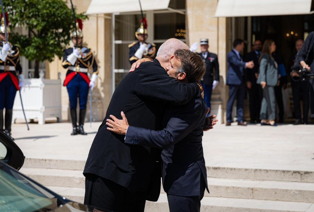 Përfundon takim  Rama Macron dy orë dialog në Paris  Në fokus partneriteti strategjik Shqipëri Francë