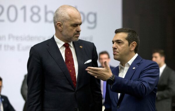të izoluar në një çështje