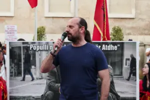 Unë s’kam qenë eprori i