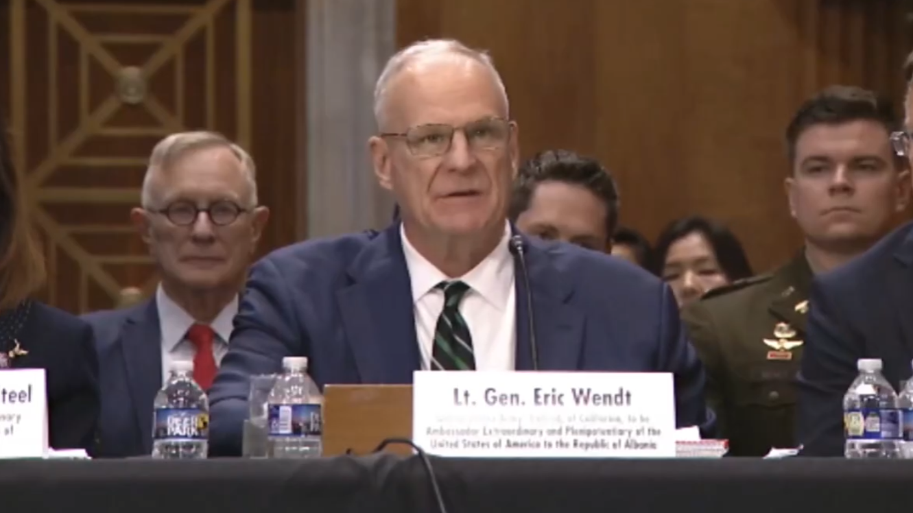 Senati amerikan vendos për ambasadorin e ri në Shqipëri  Eric Wendt një hap larg konfirmimit
