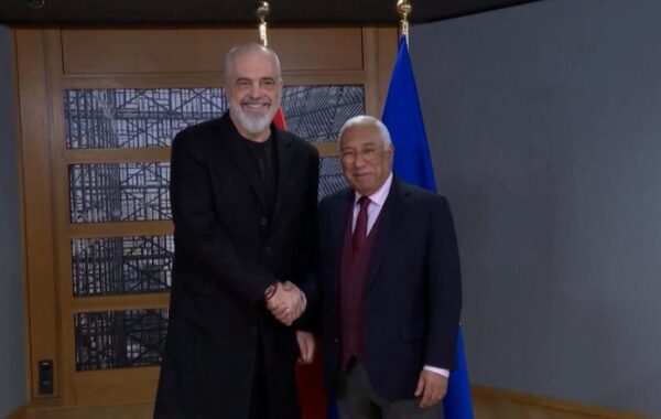 Presidenti i Këshillit të Europës,