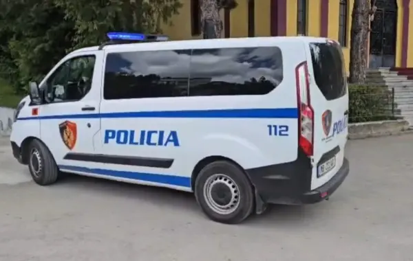 në momentin e ngjarjes,