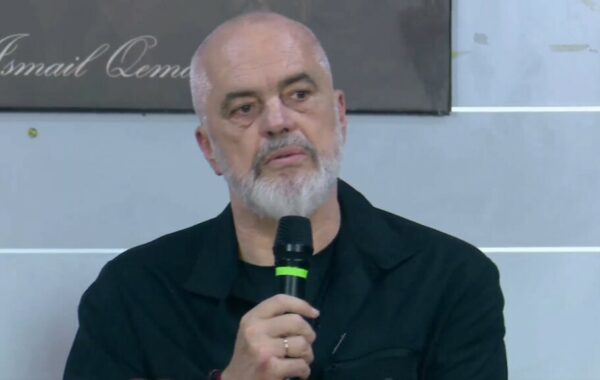 Nuk është për projektin, por