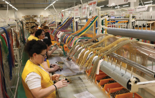 Shqipëri, industria automotive, mes rritjes dhe