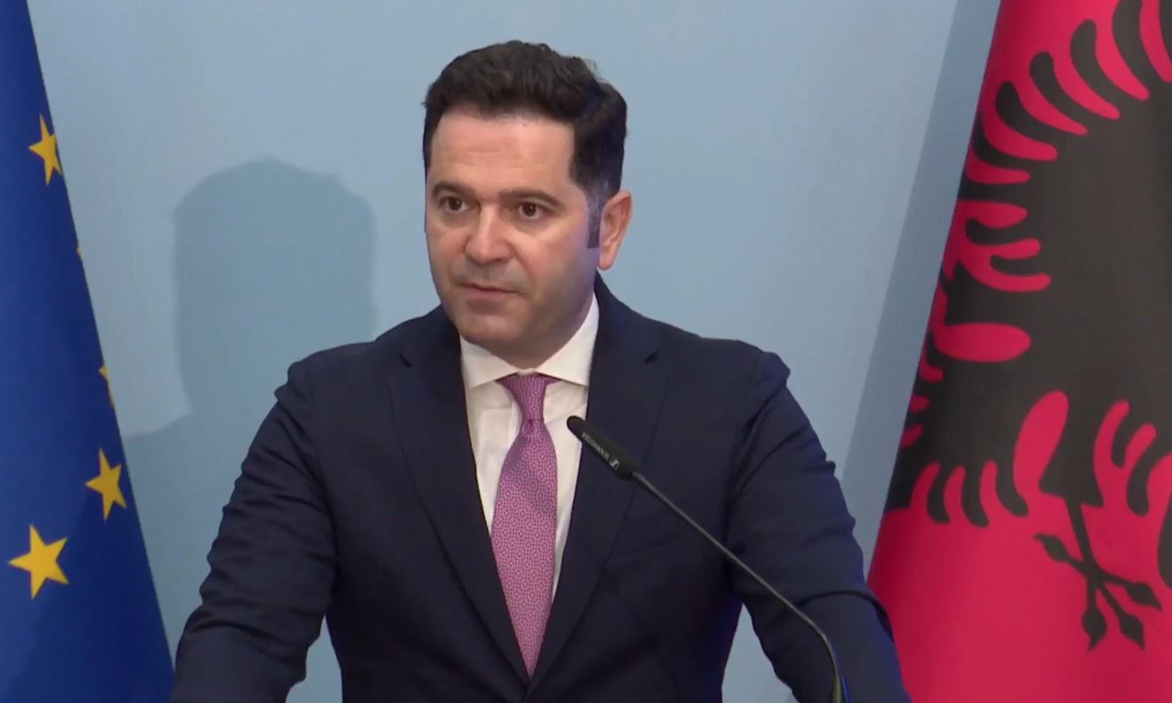 Malaj në konferencë  Xhiroja e bizneseve rritet me 1 4 mld € në vetëm 4 muaj