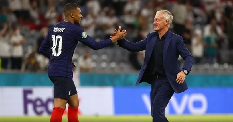 Mbappe  Deschamps trajner i Italisë  Do të ishte e shëmtuar  le të marrin një italian 