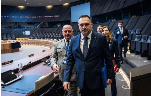 Brukseli pret ministerialin e NATO-s, Shqipëria