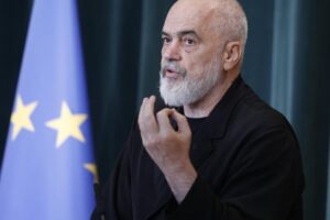 Mes protestave në Tiranë, Rama kërkon