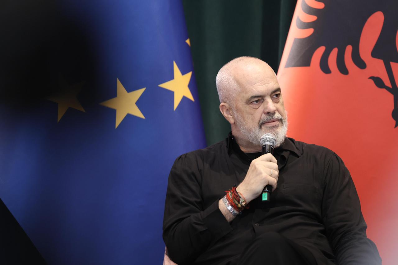  Ajatallohët i bashkohen zyrtarisht protestës   Rama replika me zëdhënësin e Ministrisë së Jashtme iraniane  S marrim leksione nga një regjim që shtyp popullin e vet