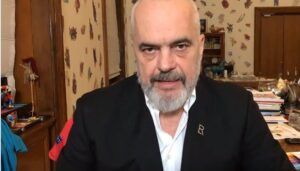 Nga dhuna  te vjedhja dhe kanosja  Rama publikon të shkuarën penale të një prej firmëtarëve të protestës qytetare  Njihuni me kontributin e tij mbresëlënës për atdheun