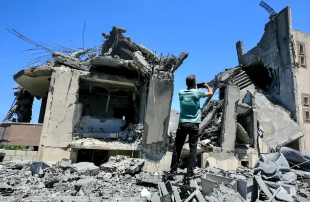 Sulmet izraelite në Liban vrasin 12 persona  përfshirë oficerë të lartë