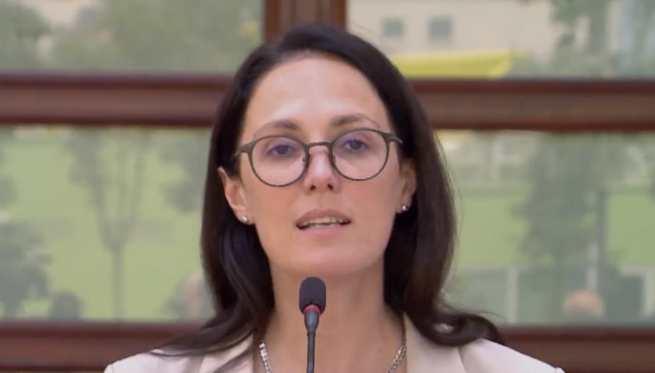 “Dyfisho Ndërmarrjen tënde”