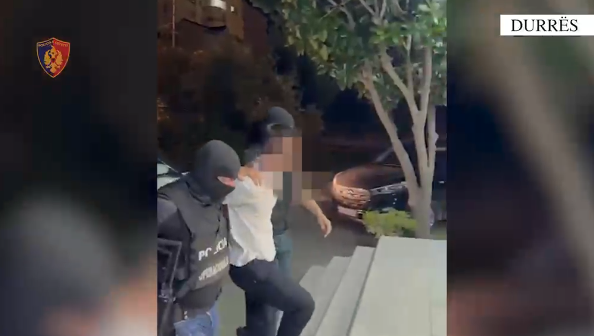 Shiste kokainë dhe heroinë në ambient e  PlayStation  ku punonte  arrestohet 20 vjeçari në Durrës