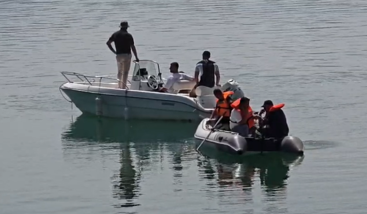 37 vjeçari u mbyt në liqenin e Ulzës  palombarët e RENEA s në kërkim të trupit të pajetë