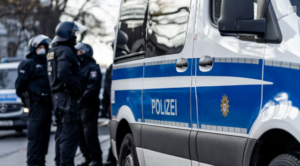 Të shtëna me armë në veri të Gjermanisë  vriten pesë persona  Arrestohet autori i dyshuar