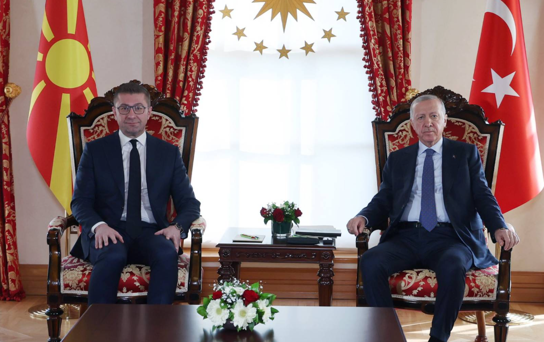 Mickoski takim me Erdogan në Stamboll  detaje nga bisedimet