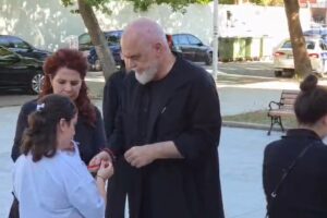 takim me banorët e Zvërnecit