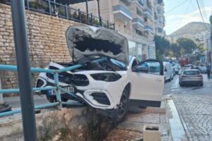 në Sarandë,