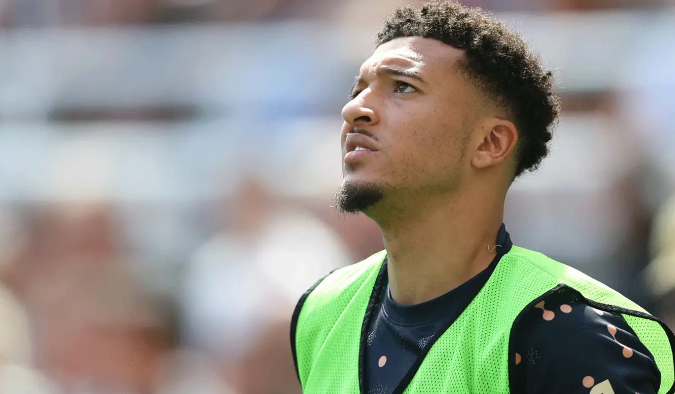 Nuk la gjurmë te Manchester United  Jadon Sancho i thotë lamtumirë  Old Trafford 