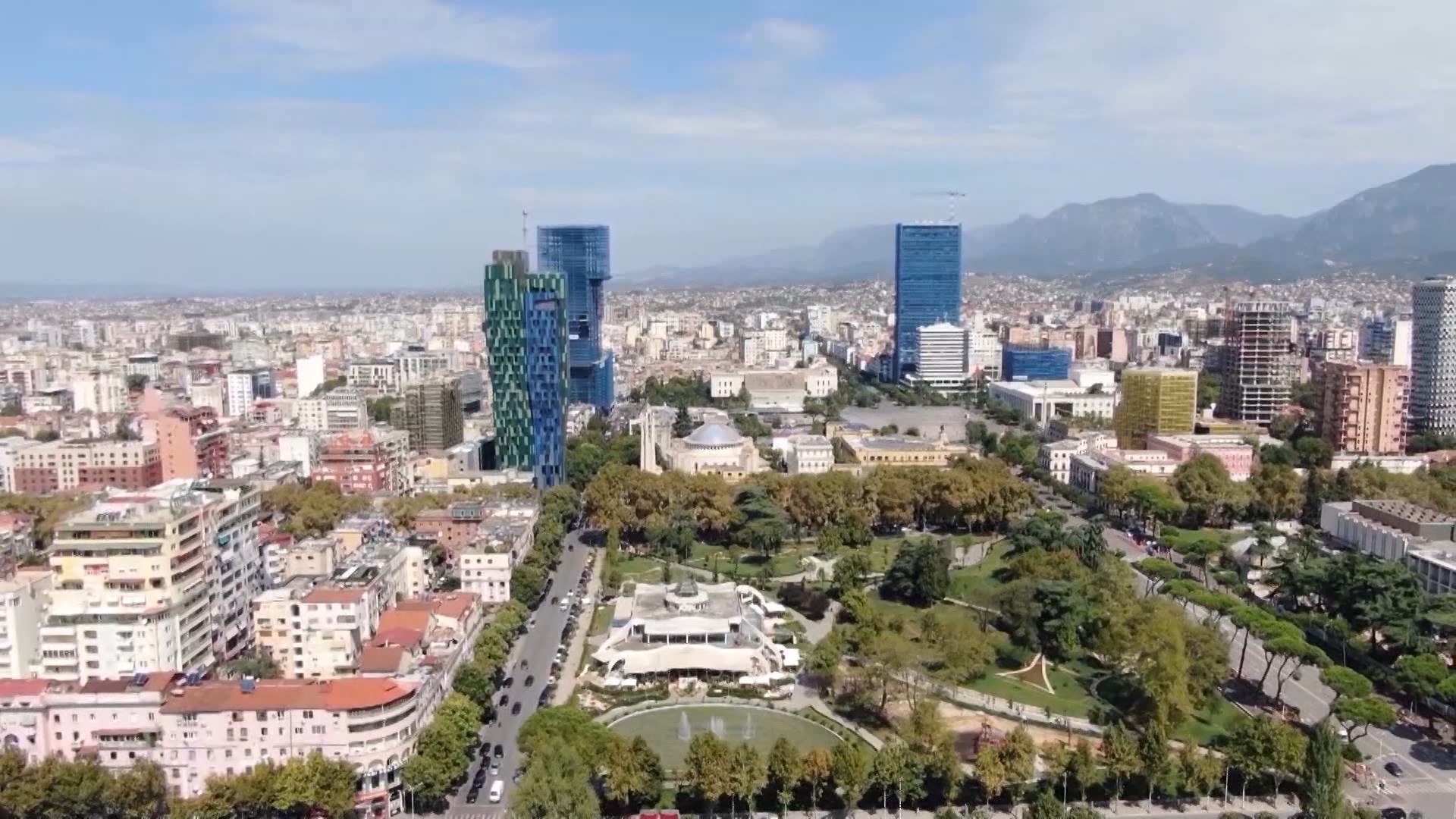 Nis nga 1 korriku dhënia e kredive të buta për biznesin