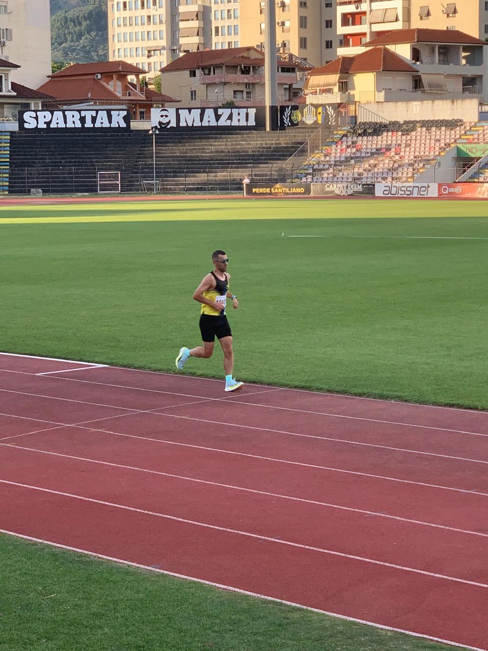 Kampionati Kombëtar i 88 të i atletikës  Burraj dhe Vllaznia dominojnë në ditën e parë  në 5000m shkëlqejnë Nikolli  Konomi e Hoxhallari