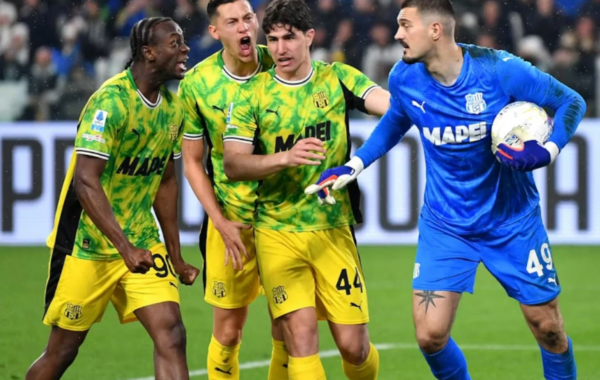 Sassuolo blen kartonin e Aro Muriqit