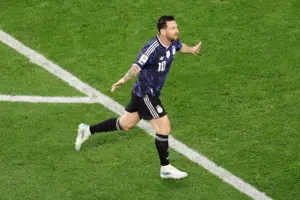 që shënon në