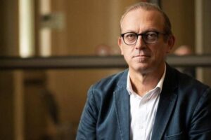 Për protestën kreative dhe disa çorbaxhinj