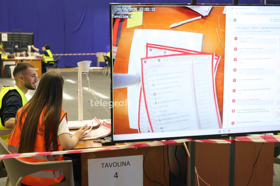Numërohen 215 nga 223 kuti votimi me fletëvotime nga votimi me postë  fillon numërimi i votave me kusht