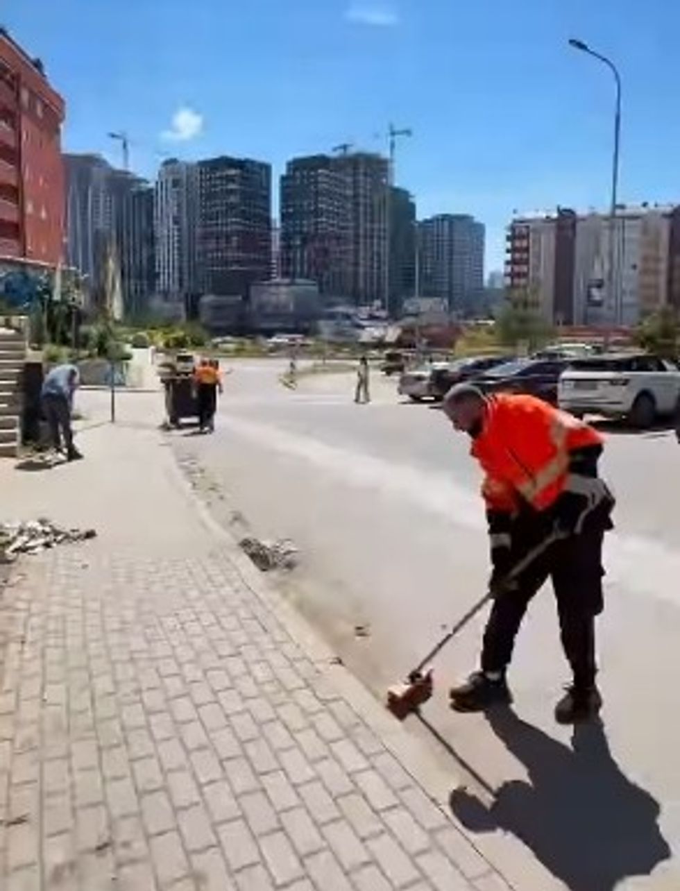 Vazhdon puna në terren edhe gjatë fundjavës  realizohen tri ndërhyrje në lagjen Arbëri të Prishtinës