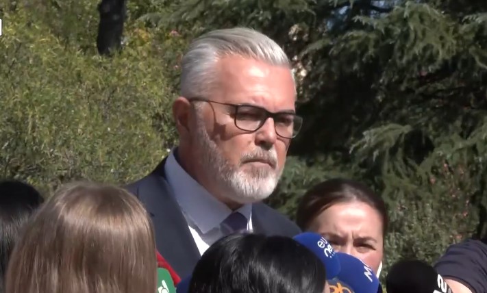 respekton reformën në drejtësi