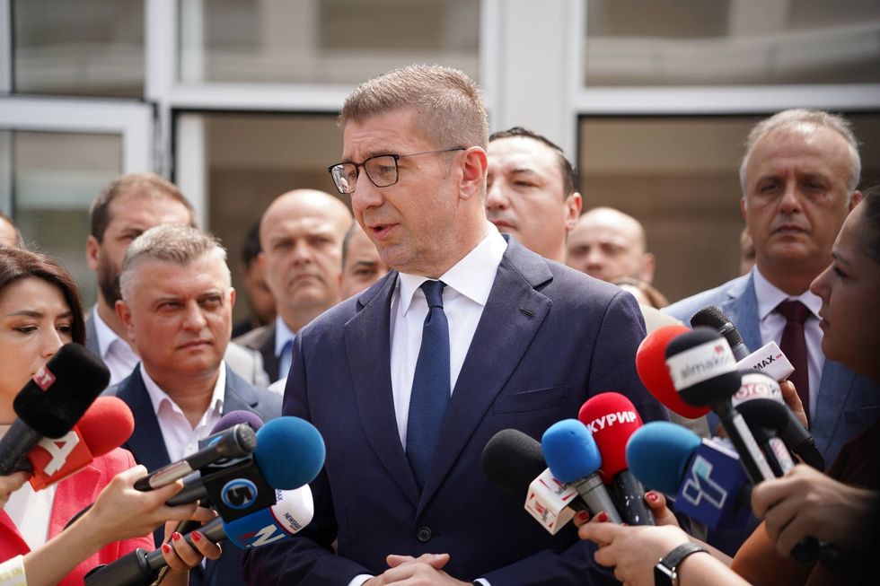 Mickoski  Javën e ardhshme do të shqyrtojmë propozimin për provimin e jurisprudencës në gjuhën shqipe