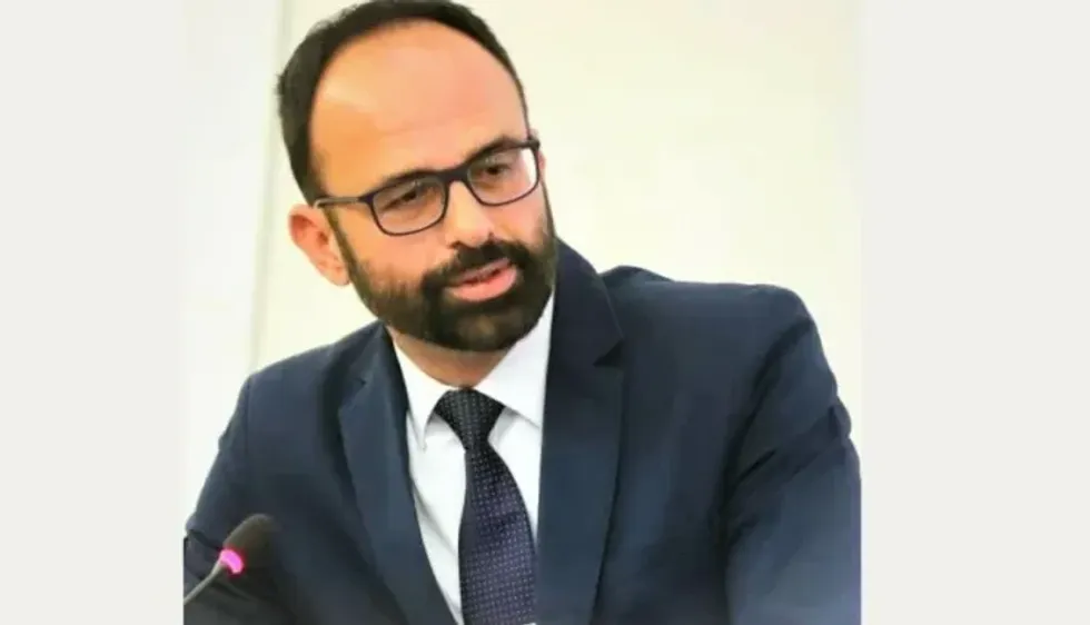 Shasivari  Provimi i jurisprudencës nuk është dhënë asnjëherë në gjuhën shqipe