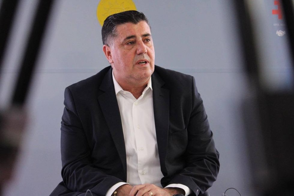 Haziri propozon  marrëveshje pako  për tejkalimin e krizës politike