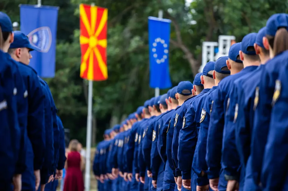 Ndryshon rregullorja e MPB së  policët mund të mbajnë mjekër dhe të kenë tatuazhe