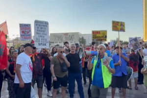 SHËNIM / Pas 23 ditësh, protesta
