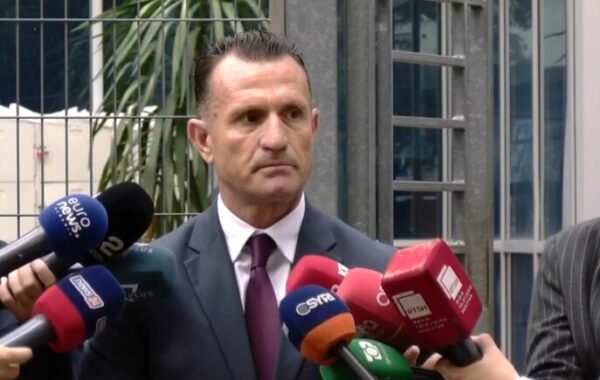 Avokati: Vendimi për Metën pas kafazit